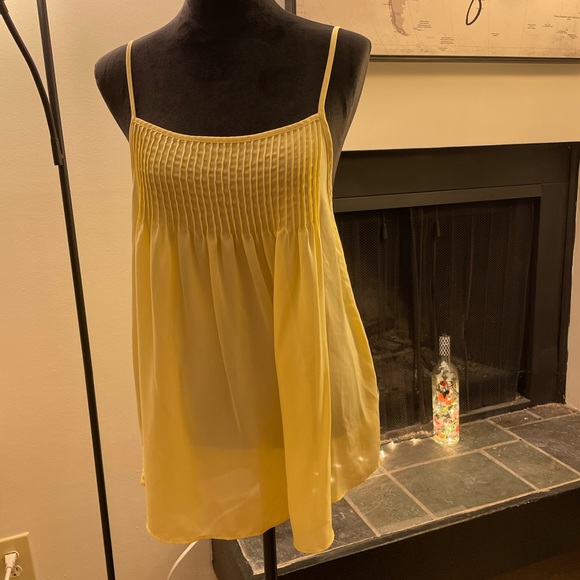 Loft Yellow tank - Picture 2 of 16